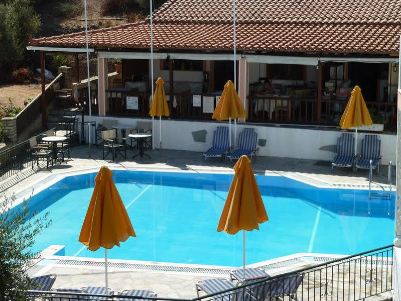 Apartmets Sunwaves Kerveli Bagian luar foto